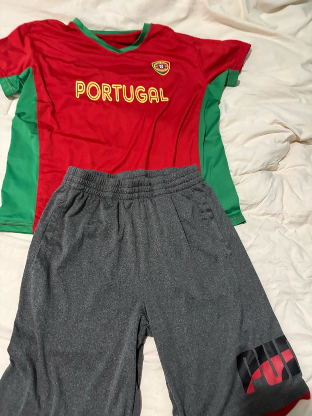 Portugal Ronaldo 7 Soccer Jersey & Grey Athletic Shorts size 14y